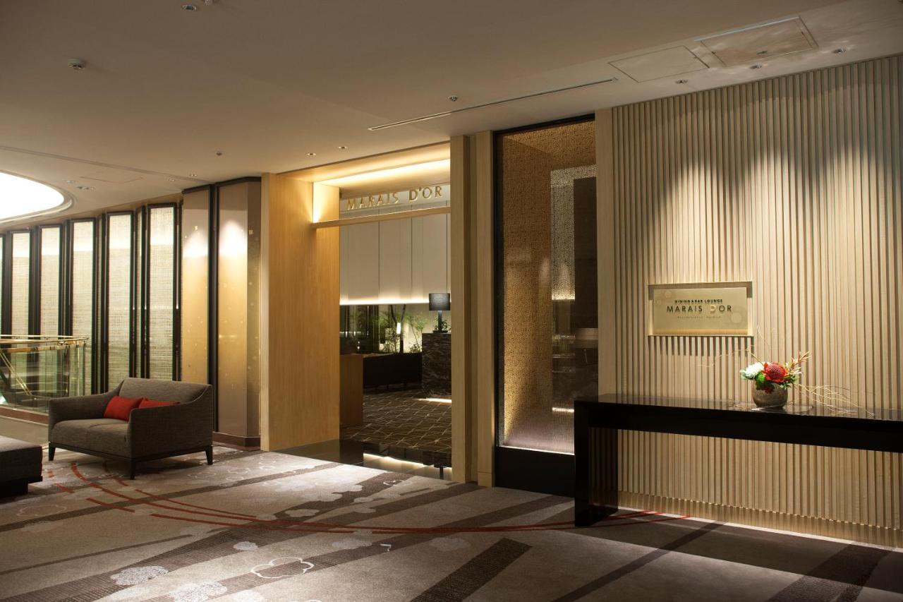 Kanazawa Tokyu Hotel Exterior foto Entrance to the Westin Club Lounge at the Westin Tokyo
