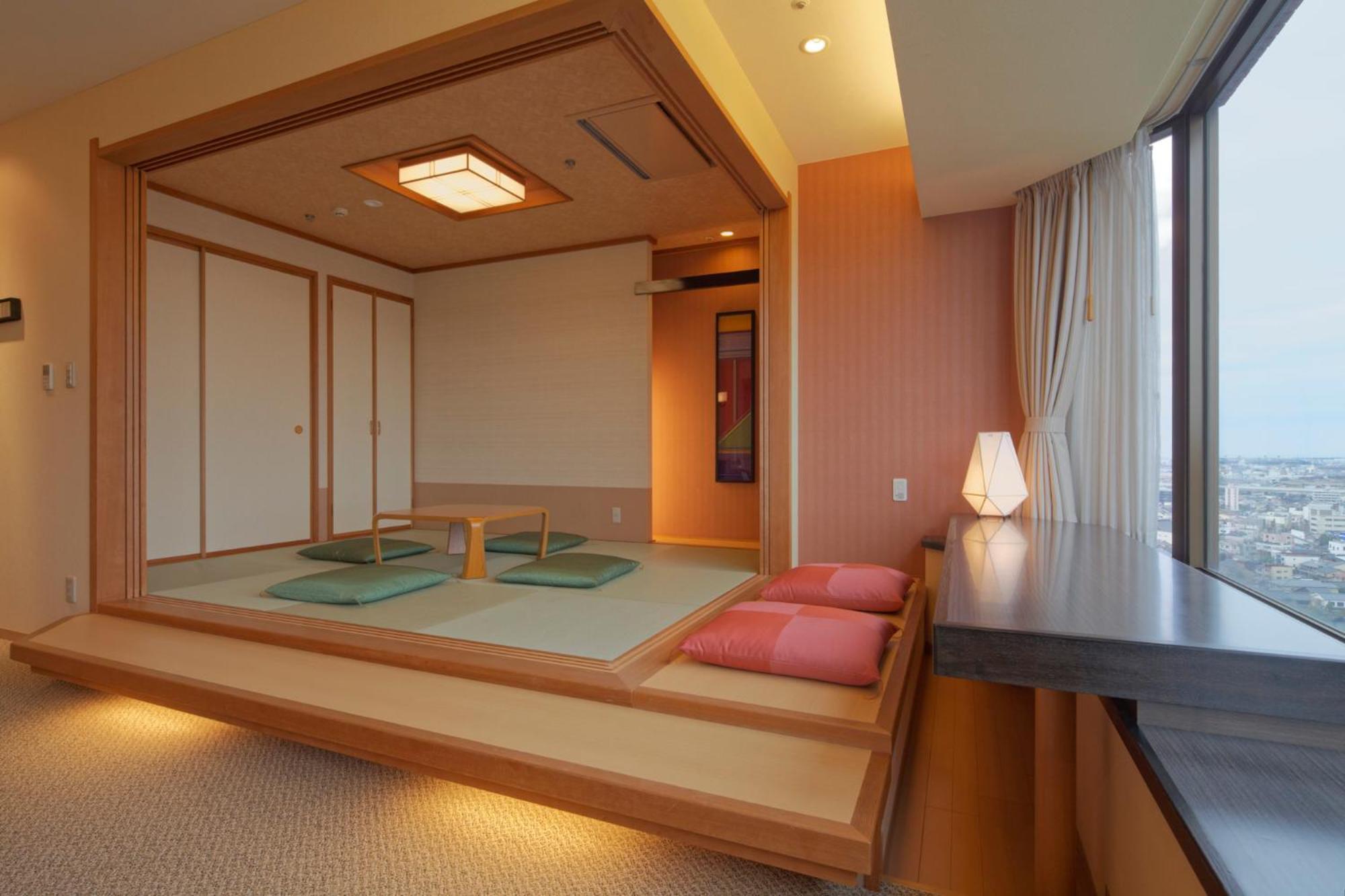 Kanazawa Tokyu Hotel Exterior foto A Japanese-style room at the hotel